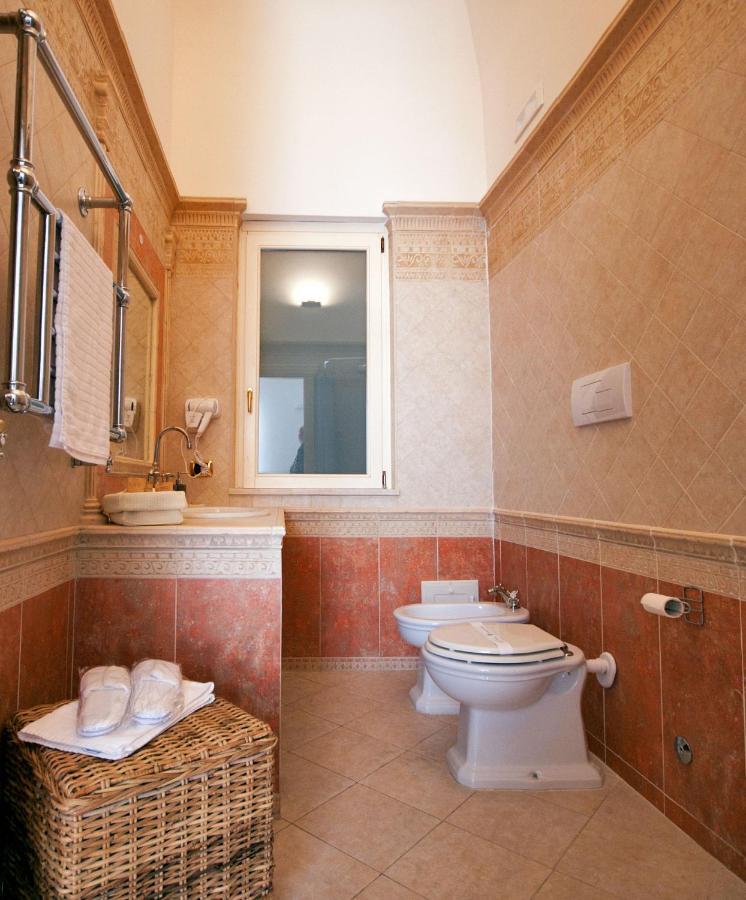 Bed and Breakfast Dimora De Brado Trani Exteriér fotografie