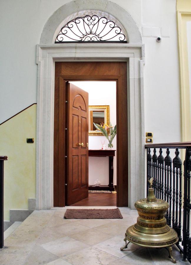 Bed and Breakfast Dimora De Brado Trani Exteriér fotografie